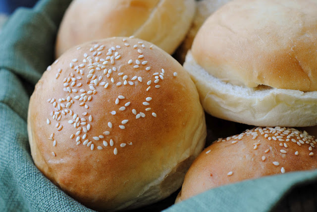 Hamburger+Buns+334